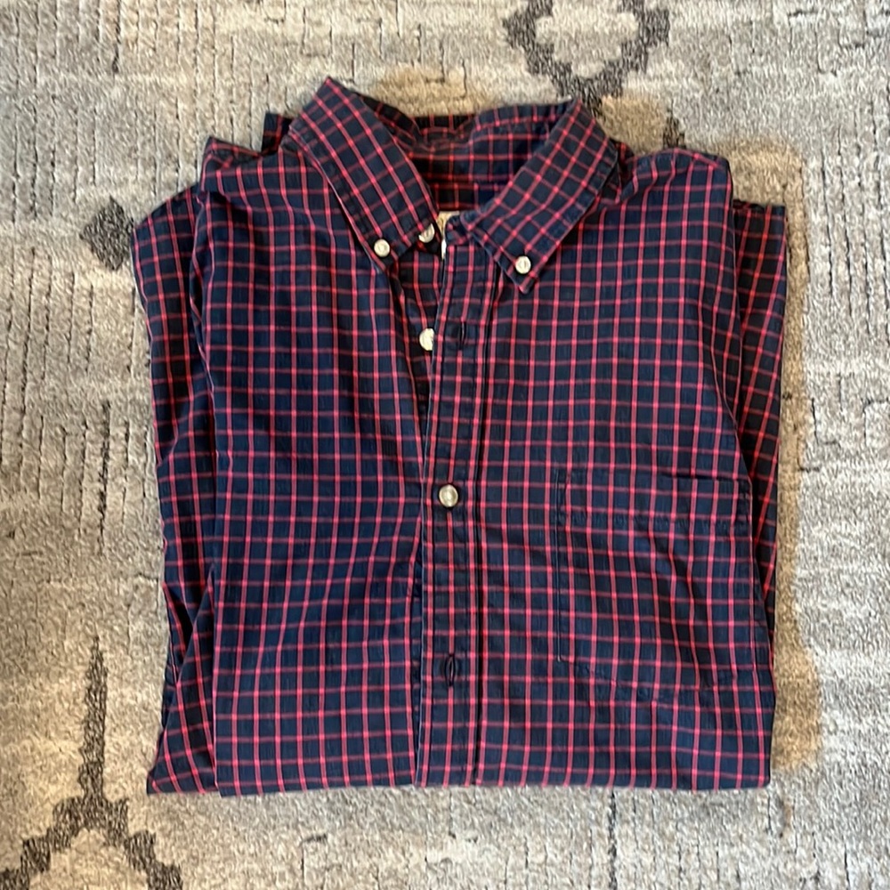 Men’s Sonoma Long-Sleeved Button Down.